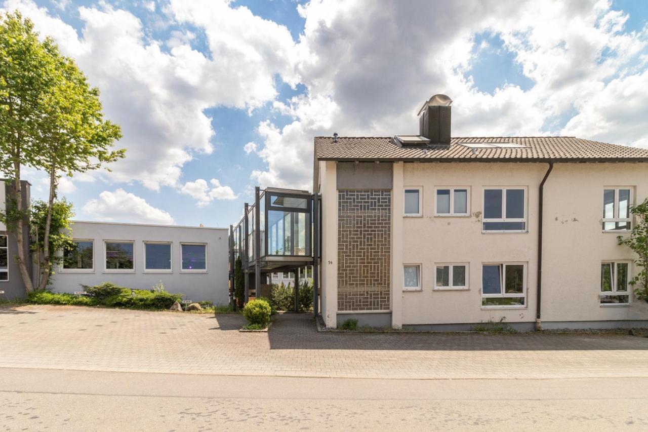 Unique: Geraeumige 4 Zimmerwohnung In Tuttlingen Mit Sauna, Fitness Und Netflix Og 외부 사진