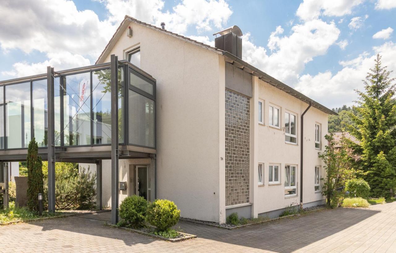 Unique: Geraeumige 4 Zimmerwohnung In Tuttlingen Mit Sauna, Fitness Und Netflix Og 외부 사진